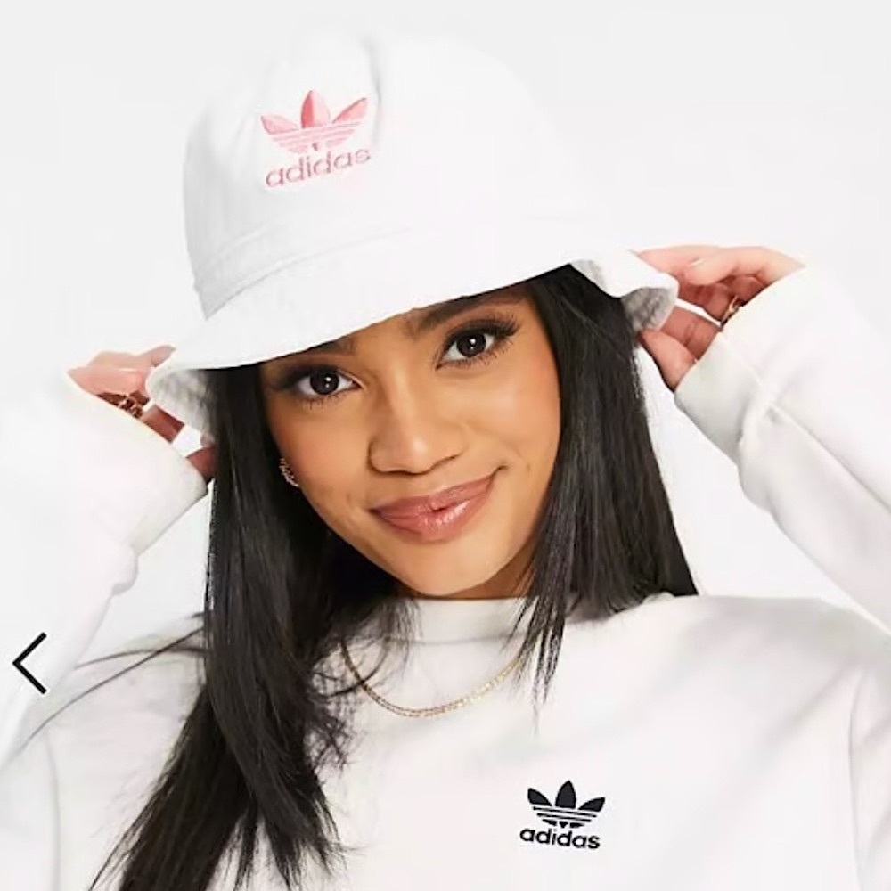 Adidas White Bucket Hat with Pink Trefoil Logo